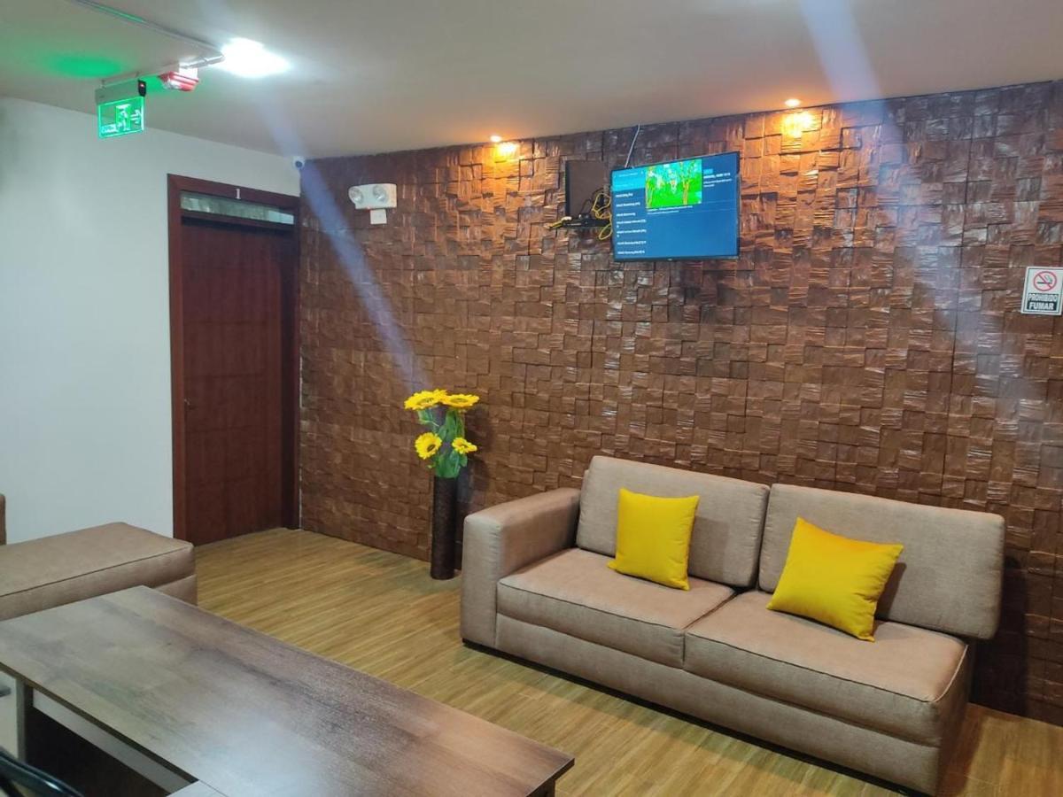 Hospedaje El Girasol Tababela Кито Экстерьер фото